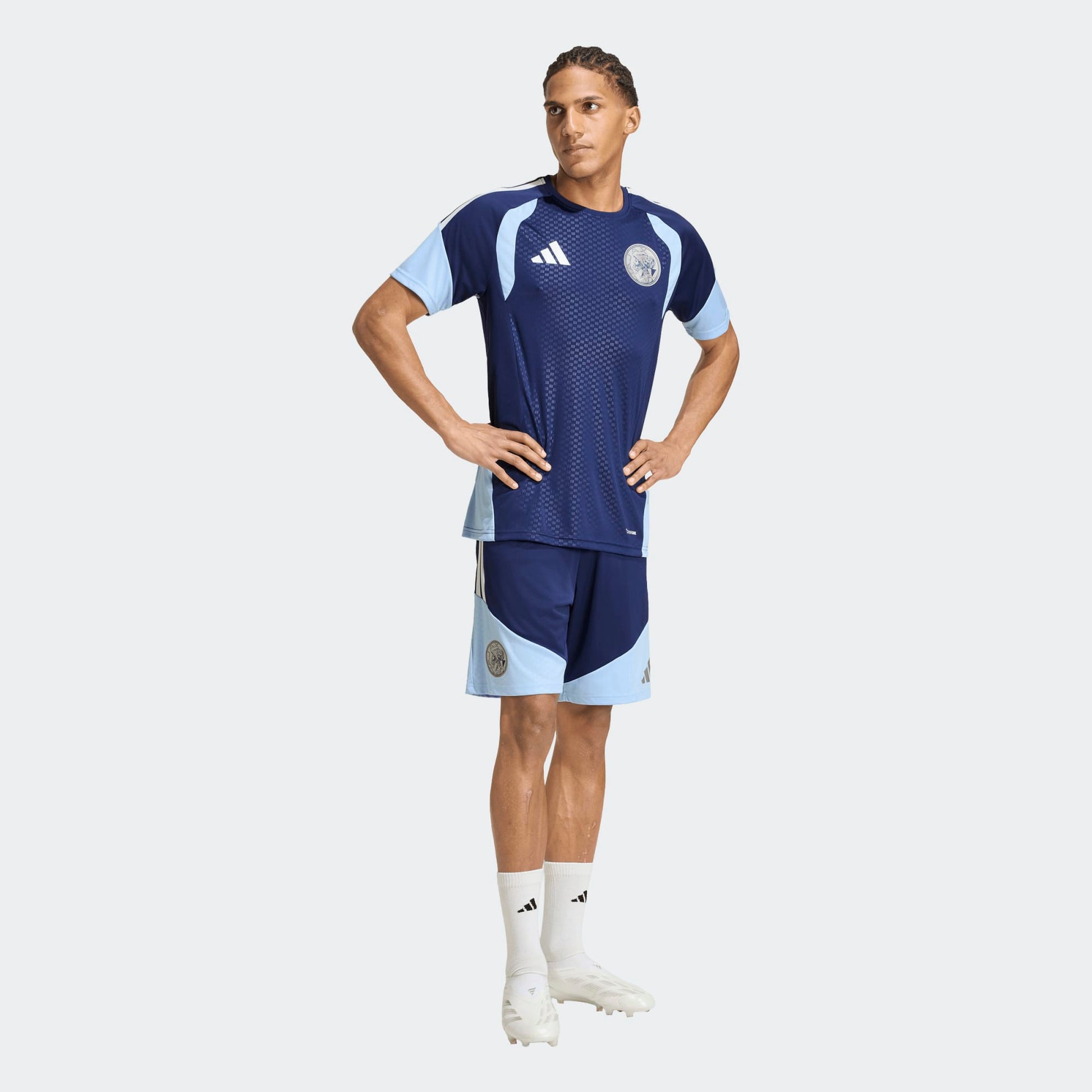 Adidas Ajax Amsterdam Training Short 2026-2027 korte trainingsbroek heren Kickoff Antwerpen de voetbalshop van Antwerpen