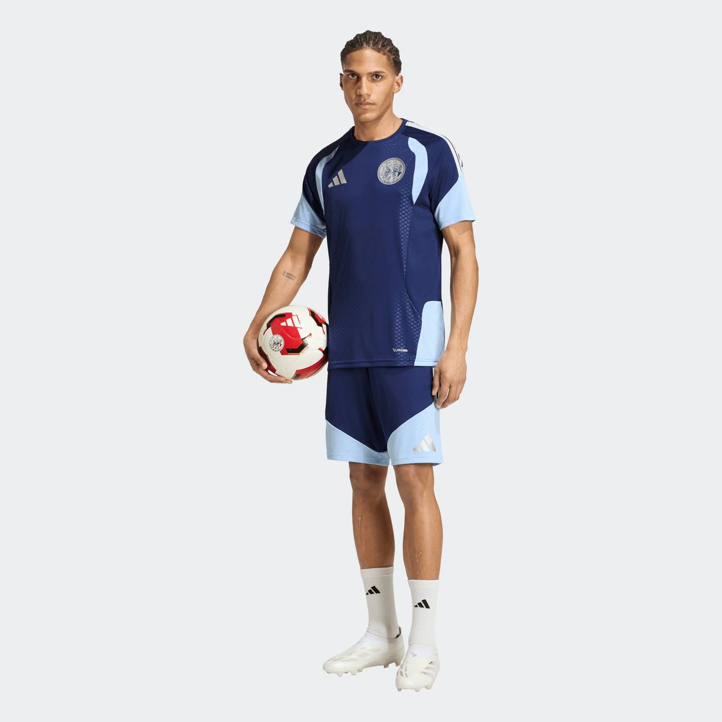 Adidas Ajax Amsterdam Training Short 2026-2027 korte trainingsbroek heren Kickoff Antwerpen de voetbalshop van Antwerpen
