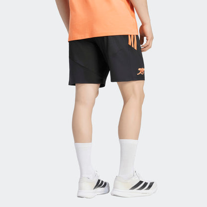 Adidas Arsenal Downtown Short 2026-2027 officieel voetbalshort heren Kickoff Antwerpen de voetbalshop van Antwerpen