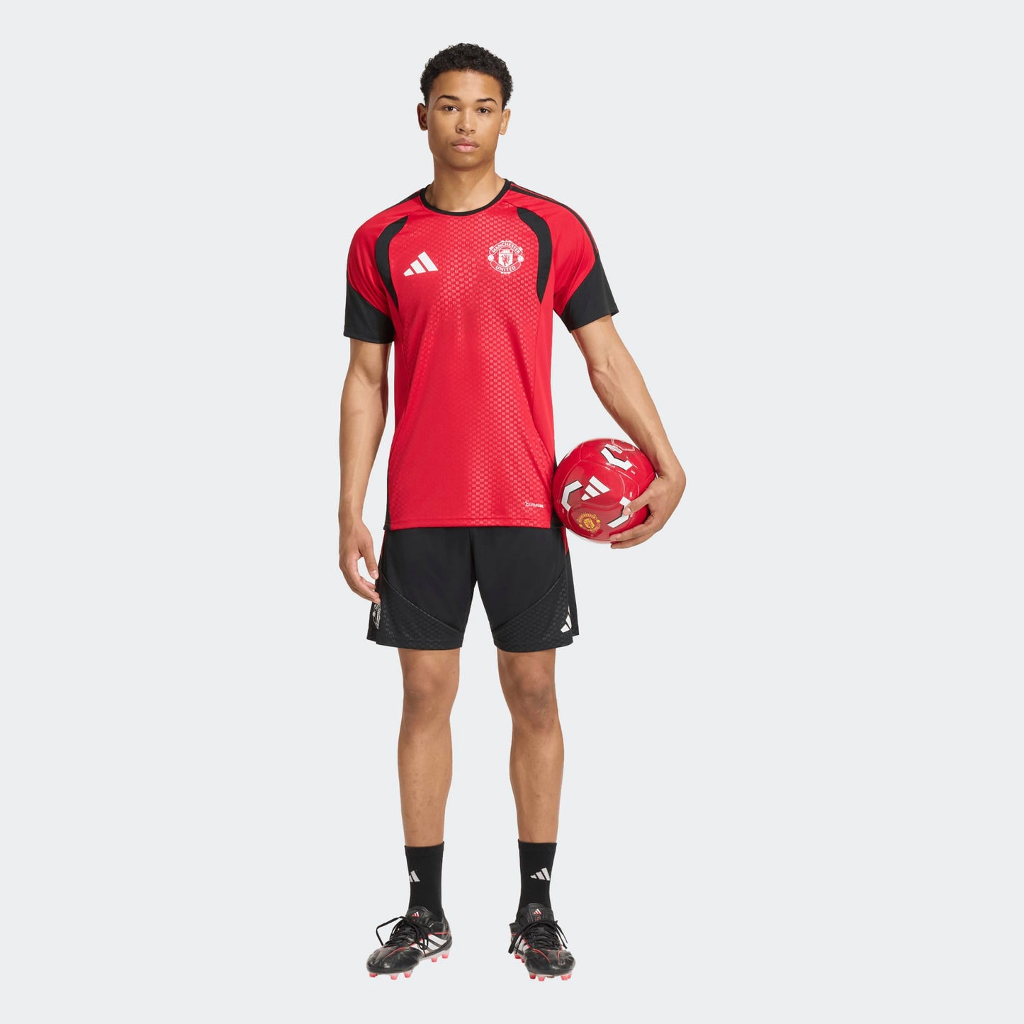 Adidas Manchester United Training Jersey 2026-2027 officieel trainingsshirt heren Kickoff Antwerpen de voetbalshop van Antwerpen