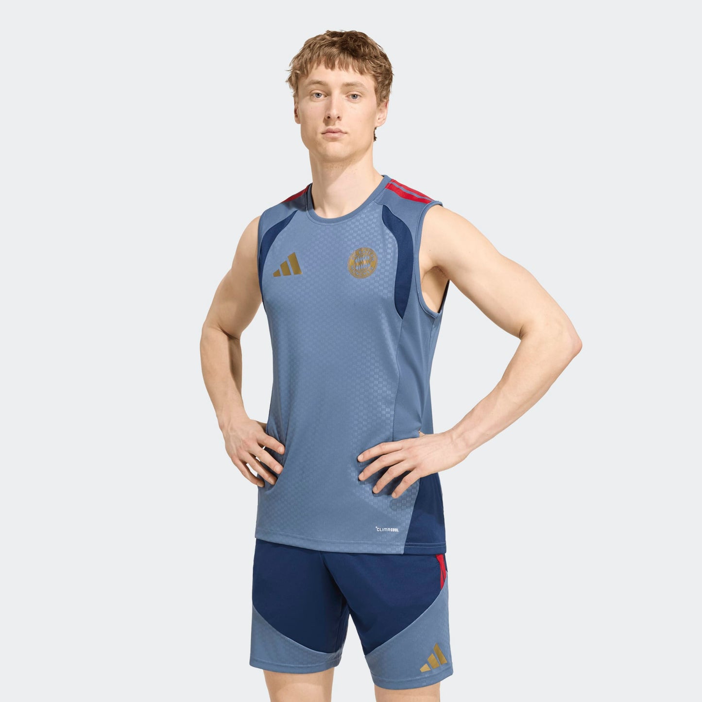 Adidas FC Bayern Munchen Training SL Jersey 2026-2027 mouwloos trainingsshirt heren rood Kickoff Antwerpen de voetbalshop van Antwerpen