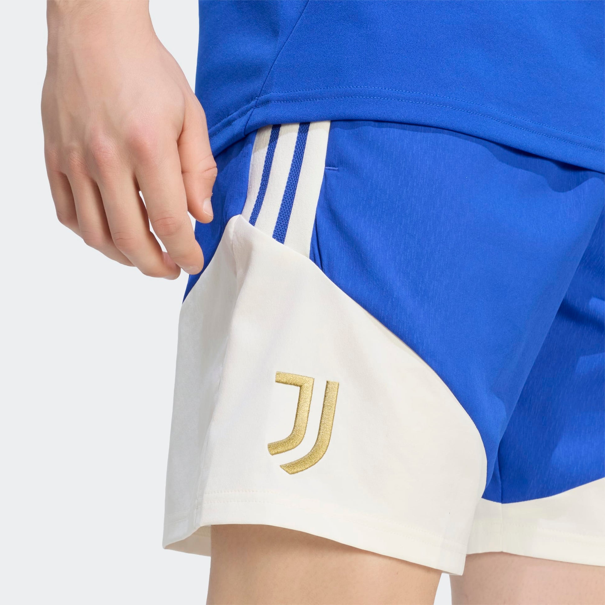 Adidas Juventus DT Short heren voetbalshort trainingsbroekje Kickoff Antwerpen de voetbalshop van Antwerpen