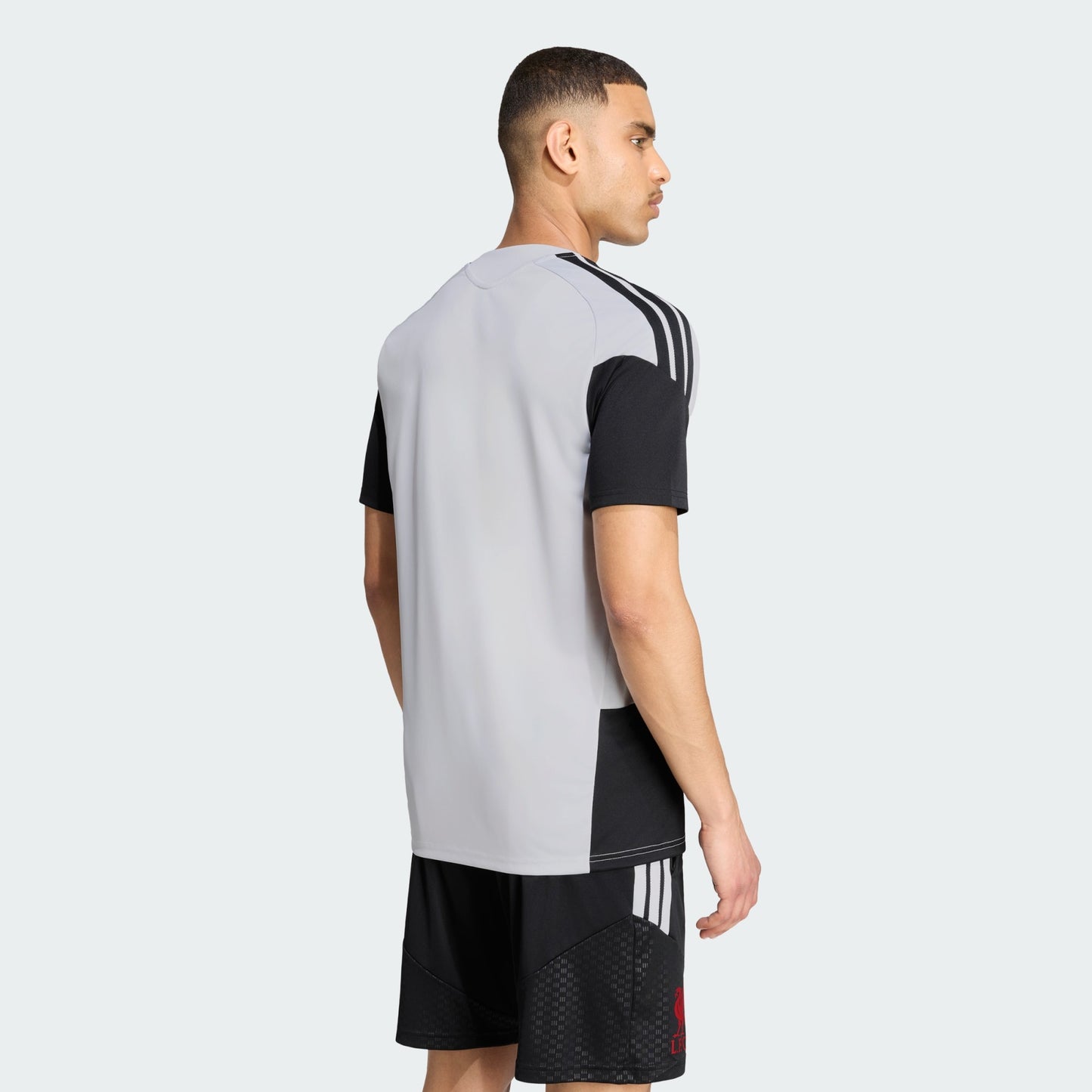 Adidas Liverpool Training Jersey 2026-2027 officieel trainingsshirt heren grijs Kickoff Antwerpen de voetbalshop van Antwerpen