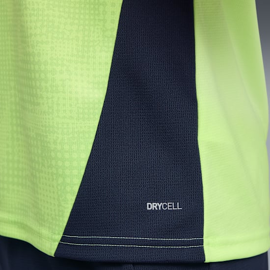 PUMA Manchester City Training Jersey 2025 2026 fizzy apple-Blue Violet  Kickoff Antwerpen voetbalshop voetbalshirt