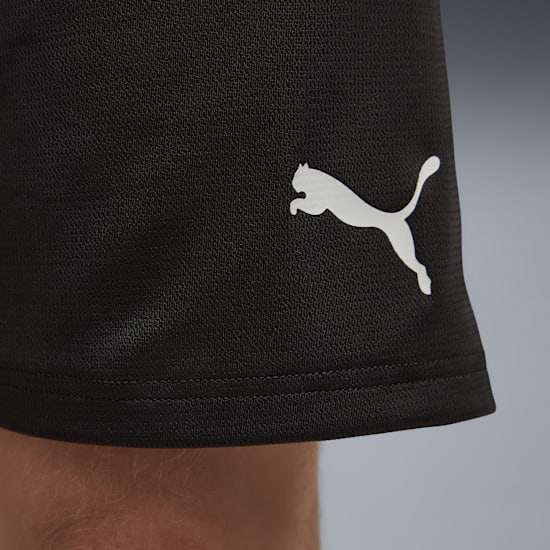 Puma Manchester City training short 2025 2026 met DryCELL logo, exclusief verkrijgbaar bij Kickoff Antwerpen voetbalshop