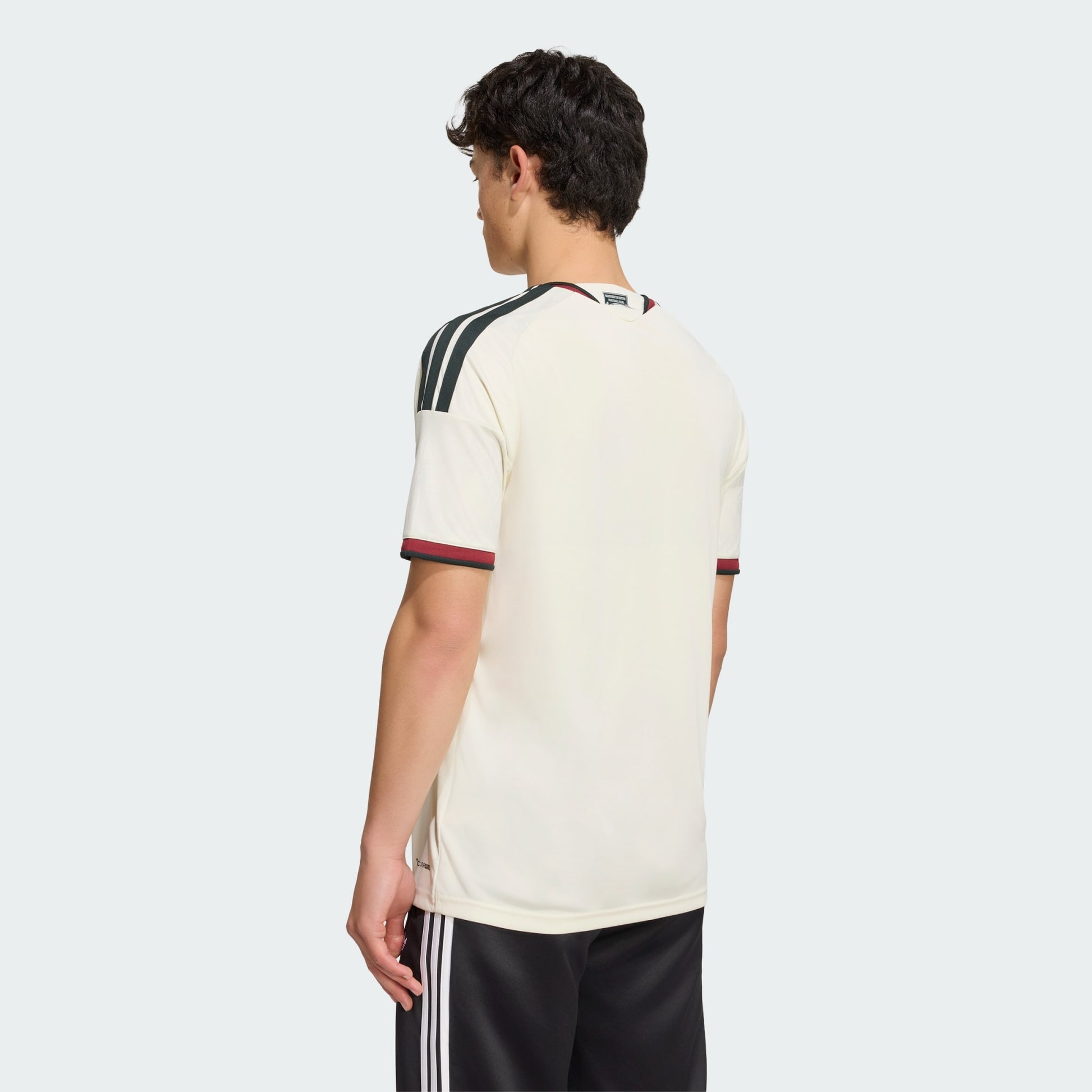 adidas Manchester United derde shirt 2026 2027 heren verkrijgbaar bij Kickoff Antwerpen de voetbalshop van Antwerpen