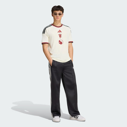 adidas Manchester United derde shirt 2026 2027 heren verkrijgbaar bij Kickoff Antwerpen de voetbalshop van Antwerpen