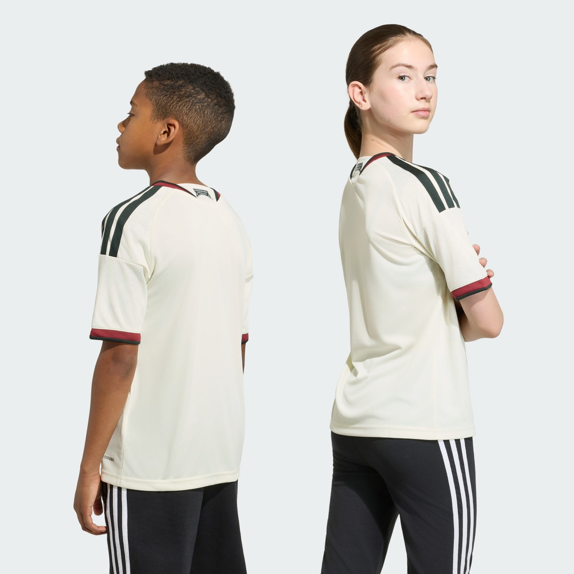 adidas Manchester United derde shirt 2026 2027 junior kind verkrijgbaar bij Kickoff Antwerpen de voetbalshop van Antwerpen