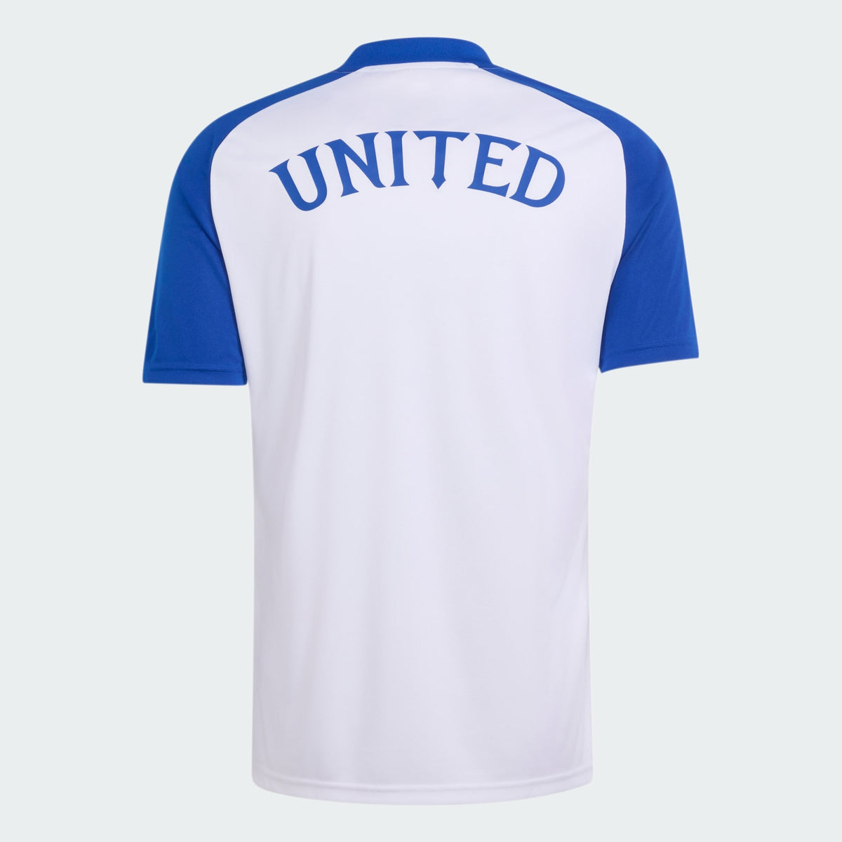 Adidas Manchester United uitvoetbalprematchshirt heren away pre match shirt met clubdetails op model Kickoff Antwerpen