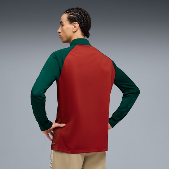 Puma FRMF Marokko Warm-Up 1/4 Zip Top WK 2026 trainingstop met officieel Marokkaans bondsembleem, verkrijgbaar bij Kickoff Antwerpen dé voetbalshop van stad.