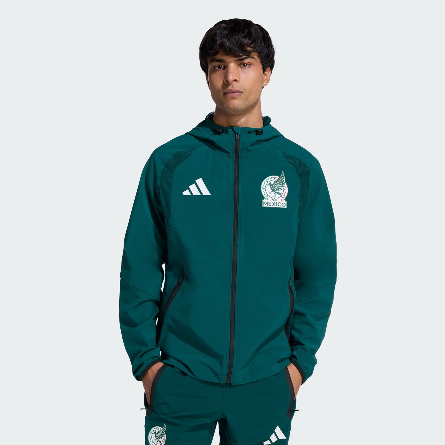 Adidas FMF Mexico Travel Jacket met kap, groen/wit, officiële WK 2026 collectie, Kickoff Antwerpen voetbalshop
