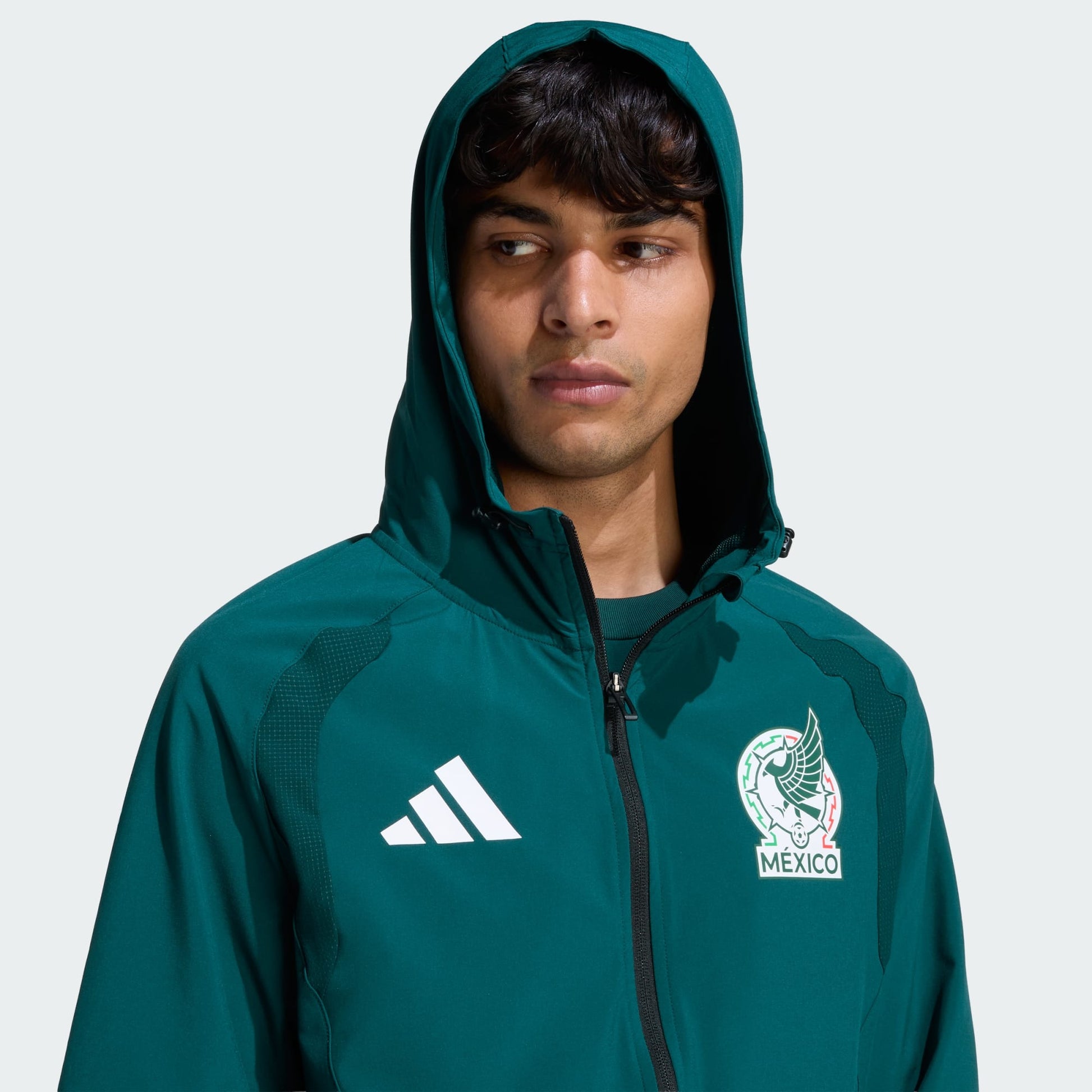 Adidas FMF Mexico Travel Jacket met kap, groen/wit, officiële WK 2026 collectie, Kickoff Antwerpen voetbalshop