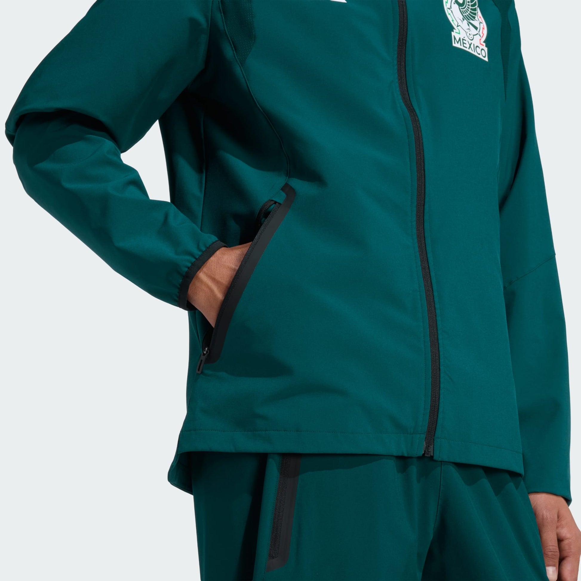 Adidas FMF Mexico Travel Jacket met kap, groen/wit, officiële WK 2026 collectie, Kickoff Antwerpen voetbalshop