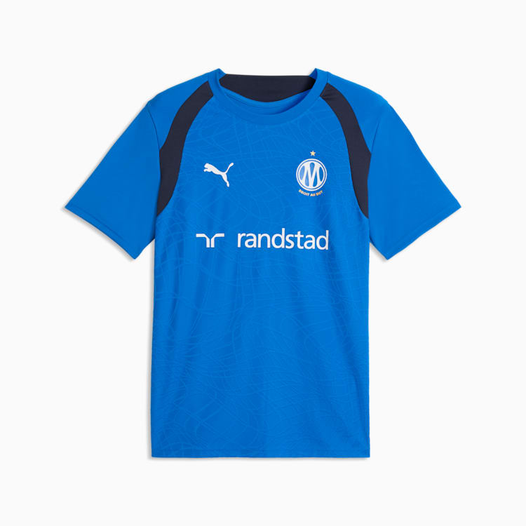 Puma Olympique Marseille voetbaltrainingsshirt 2026 2027 met clubdetails op model Kickoff Antwerpen