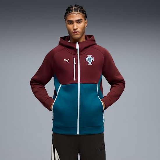 Puma FPF Portugal PumaTech Full Zip Hoodie Trainingspak 2026-2028 in marineblauw met officieel Portugees bondsembleem, verkrijgbaar bij Kickoff Antwerpen dé voetbalshop van stad.