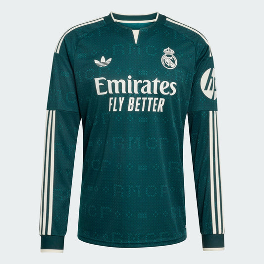 Adidas Real Madrid away voetbalshirt longsleeve 2026 2027 met lange mouwen clublogo en sponsor op model Kickoff Antwerpen