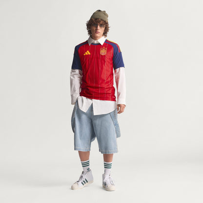 Adidas RFEF Home Jersey 2025/2026 – officieel Spanje thuisshirt met Climacool-technologie, verkrijgbaar bij Kickoff Antwerpen voetbalshop