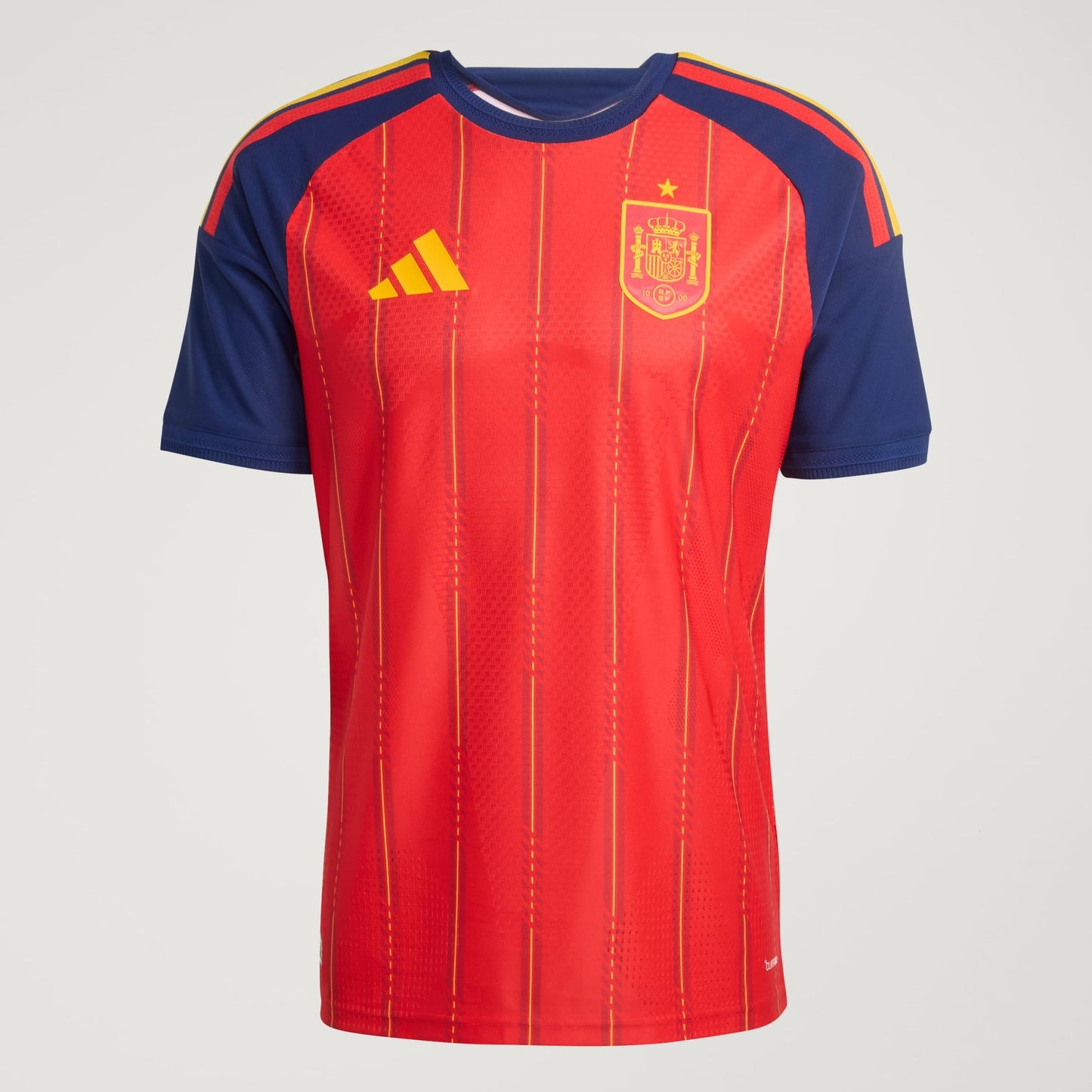 Adidas RFEF Home Jersey 2025/2026 – officieel Spanje thuisshirt met Climacool-technologie, verkrijgbaar bij Kickoff Antwerpen voetbalshop