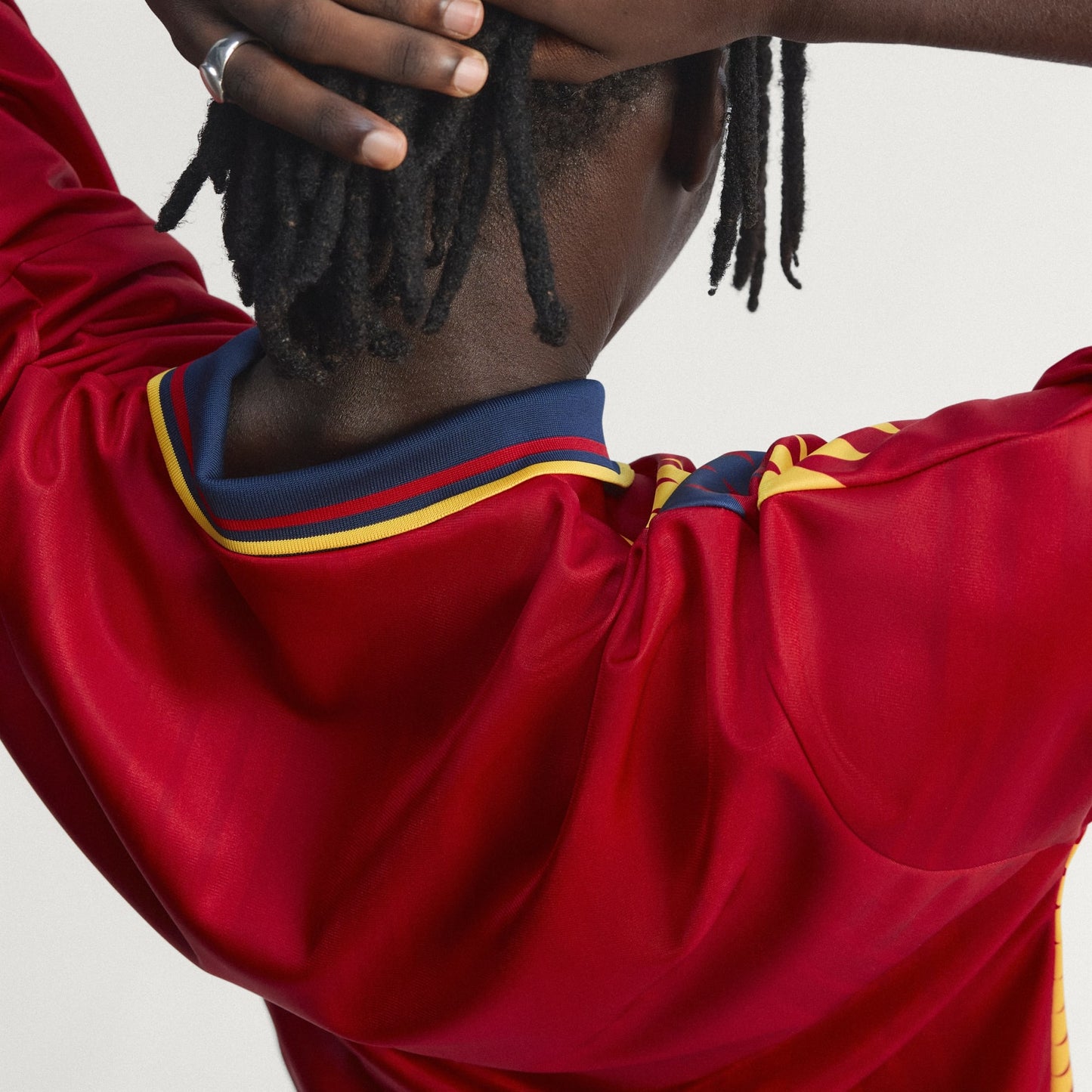 Adidas FEF Spanje Home 1994 Retro Football Shirt Jersey rood officieel retro voetbalshirt heren Kickoff Antwerpen de voetbalshop van Antwerpen