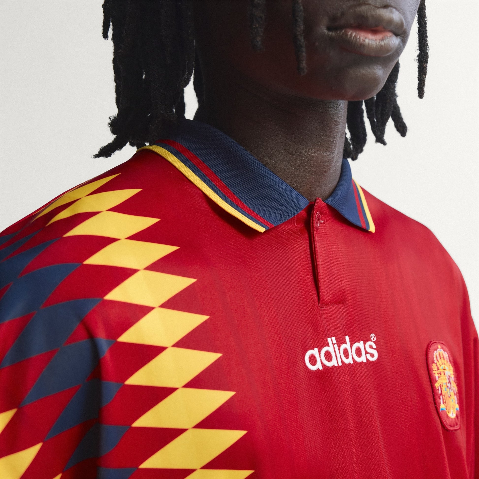 Adidas FEF Spanje Home 1994 Retro Football Shirt Jersey rood officieel retro voetbalshirt heren Kickoff Antwerpen de voetbalshop van Antwerpen