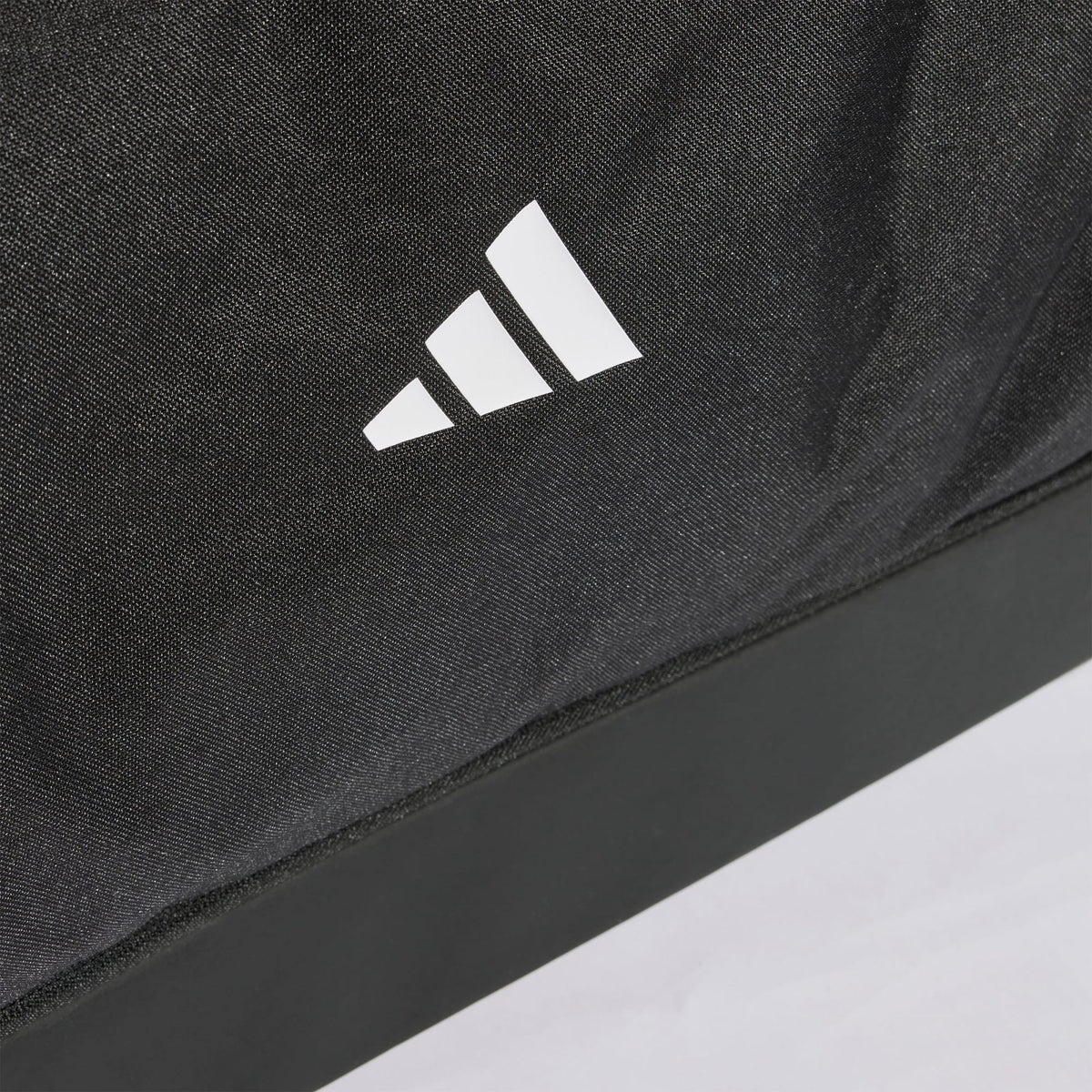 Adidas Tiro sportduffeltas met bodemvak large zwarte voetbaltas Kickoff Antwerpen