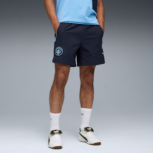 Puma Manchester City PUMATECH RELAXED WOVEN SHORTS 2025 2026 casual geweven short, comfortabele pasvorm, Kickoff Antwerpen de voetbalshop van Antwerpen.