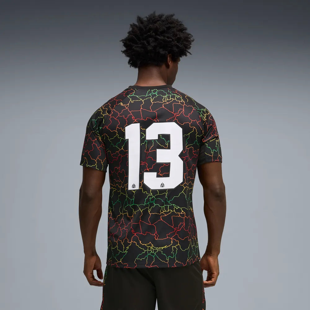 Puma Olympique Marseille Africa special edition voetbalshirt met clubdetails op model Kickoff Antwerpen