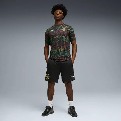 Puma Olympique Marseille Africa special edition voetbalshirt met clubdetails op model Kickoff Antwerpen