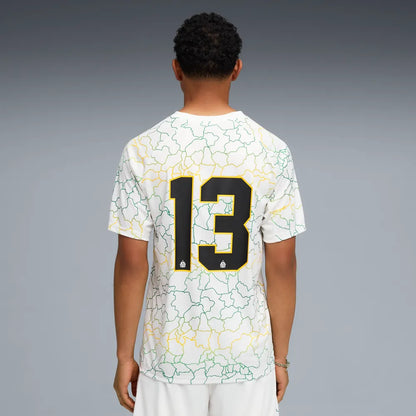 Puma Olympique Marseille Africa special edition voetbalshirt met clubdetails op model Kickoff Antwerpen