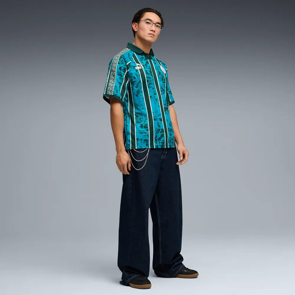 PUMA King Manchester City Retro Jersey met vintage clublogo, beschikbaar bij voetbalshop Kickoff Antwerpen.