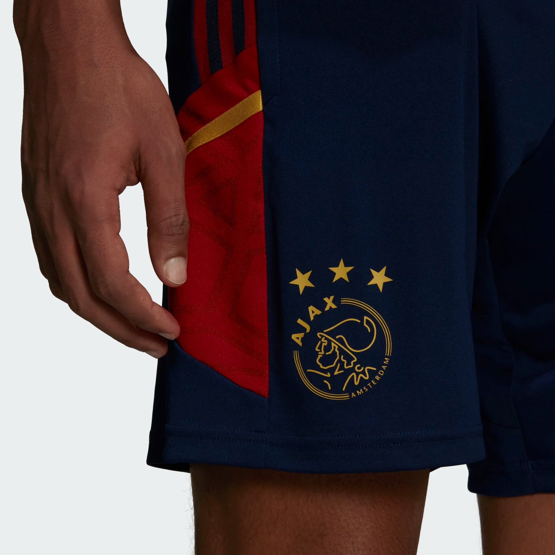  ADIDAS AJAX TRAINING SHORT 2022-2023 | Kickoff Antwerpen